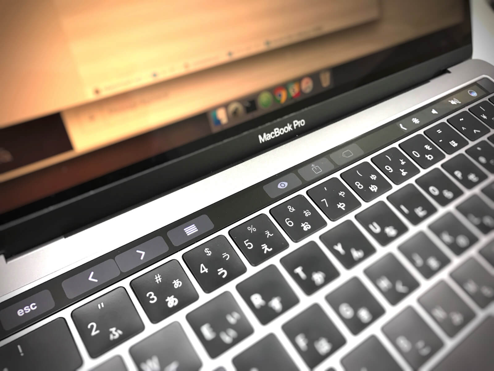【Mac】MacBook ProのTouch Barに「F1」などのファンクションキーを常に表示する方法